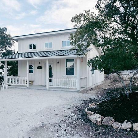 Hummingbird Haus - Hill Country Views On 20 Acres With Firepit Villa Spring Branch Dış mekan fotoğraf