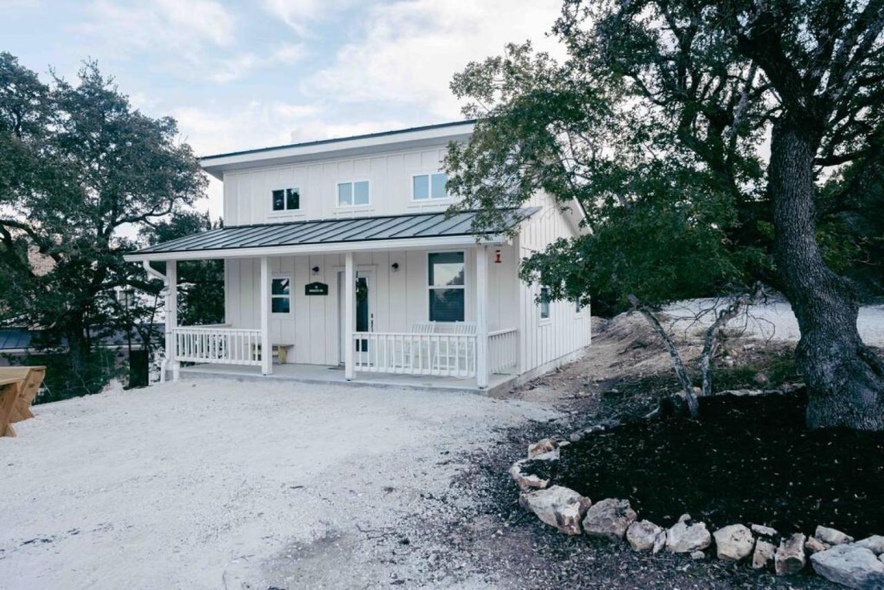 Hummingbird Haus - Hill Country Views On 20 Acres With Firepit Villa Spring Branch Dış mekan fotoğraf