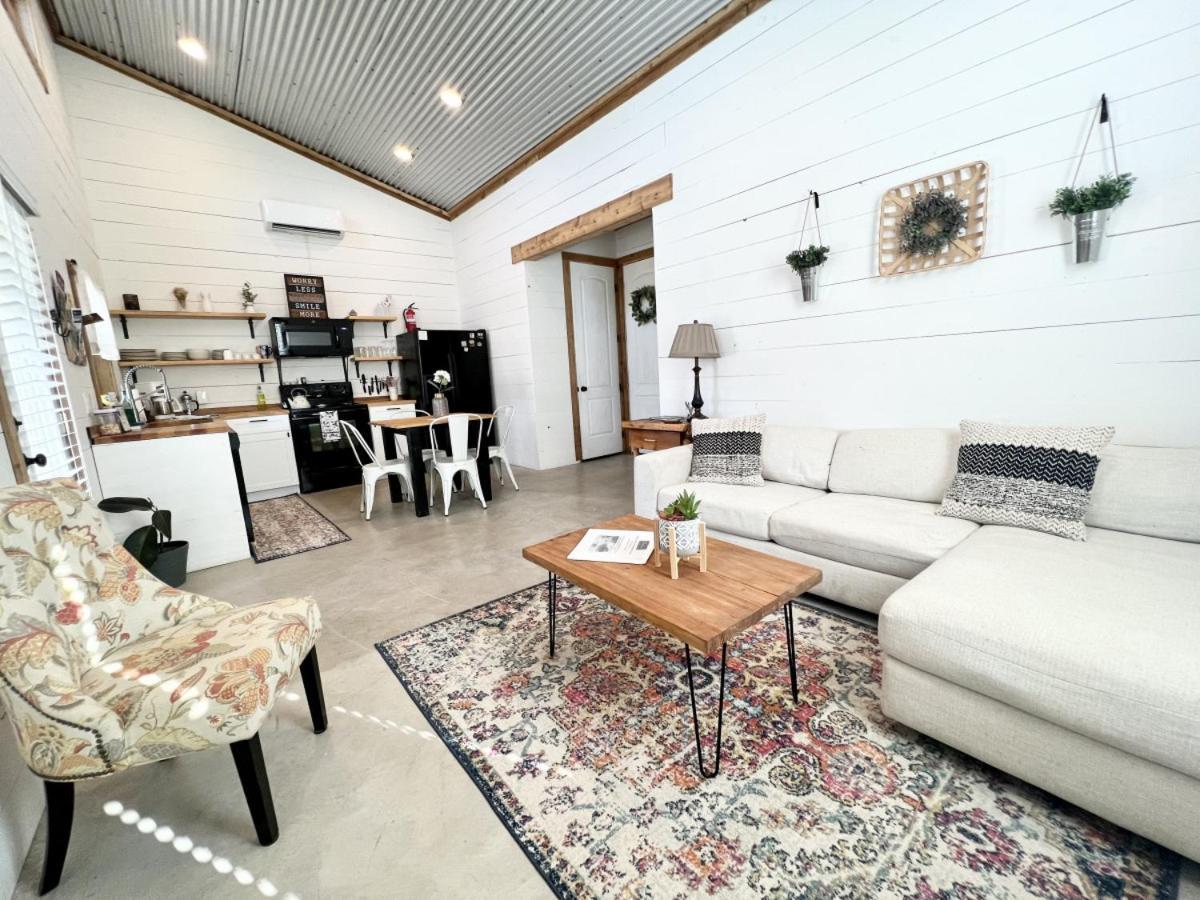 Hummingbird Haus - Hill Country Views On 20 Acres With Firepit Villa Spring Branch Dış mekan fotoğraf
